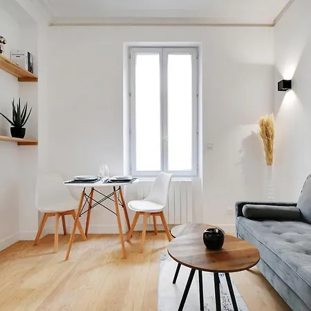 Cosy Near Paris